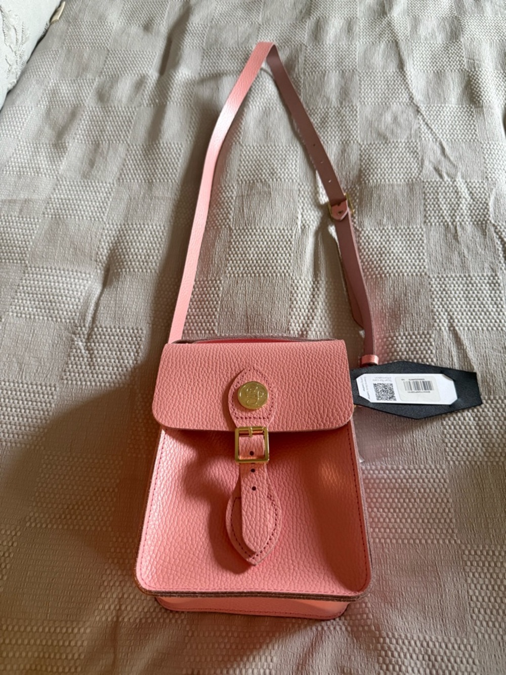 Gelinda Wicked Cambridge Satchel Company Pink Leather Buckle Crossbody Satchel